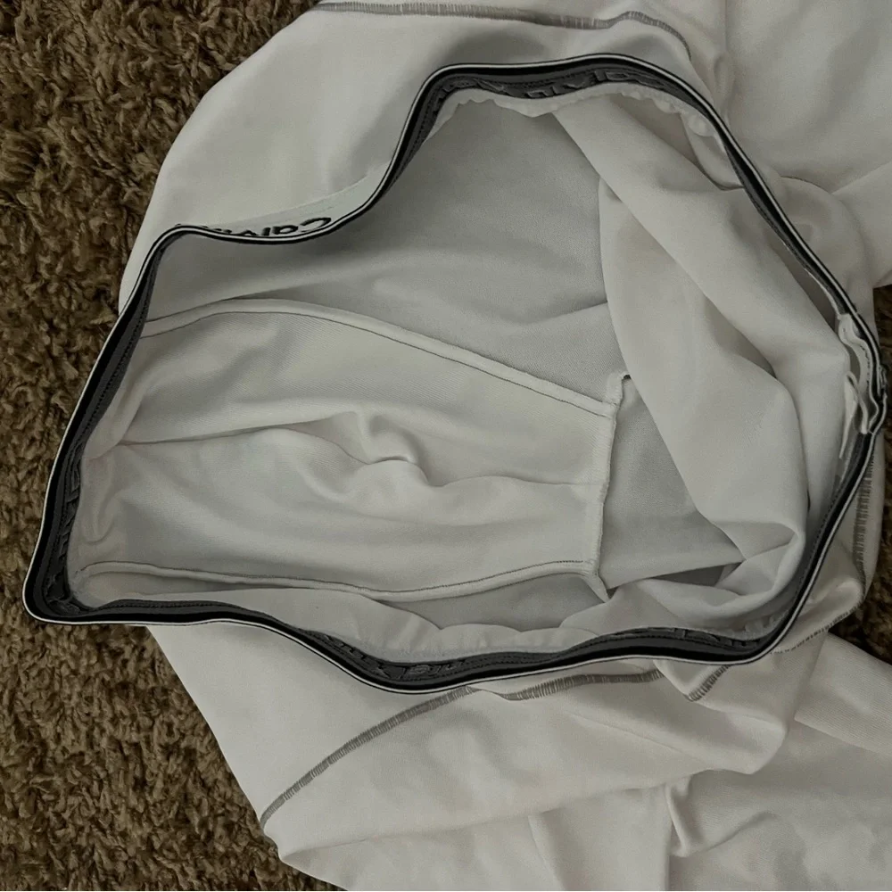 Calvin Klein Men's White Boxer Briefs - Picture 4 of 4